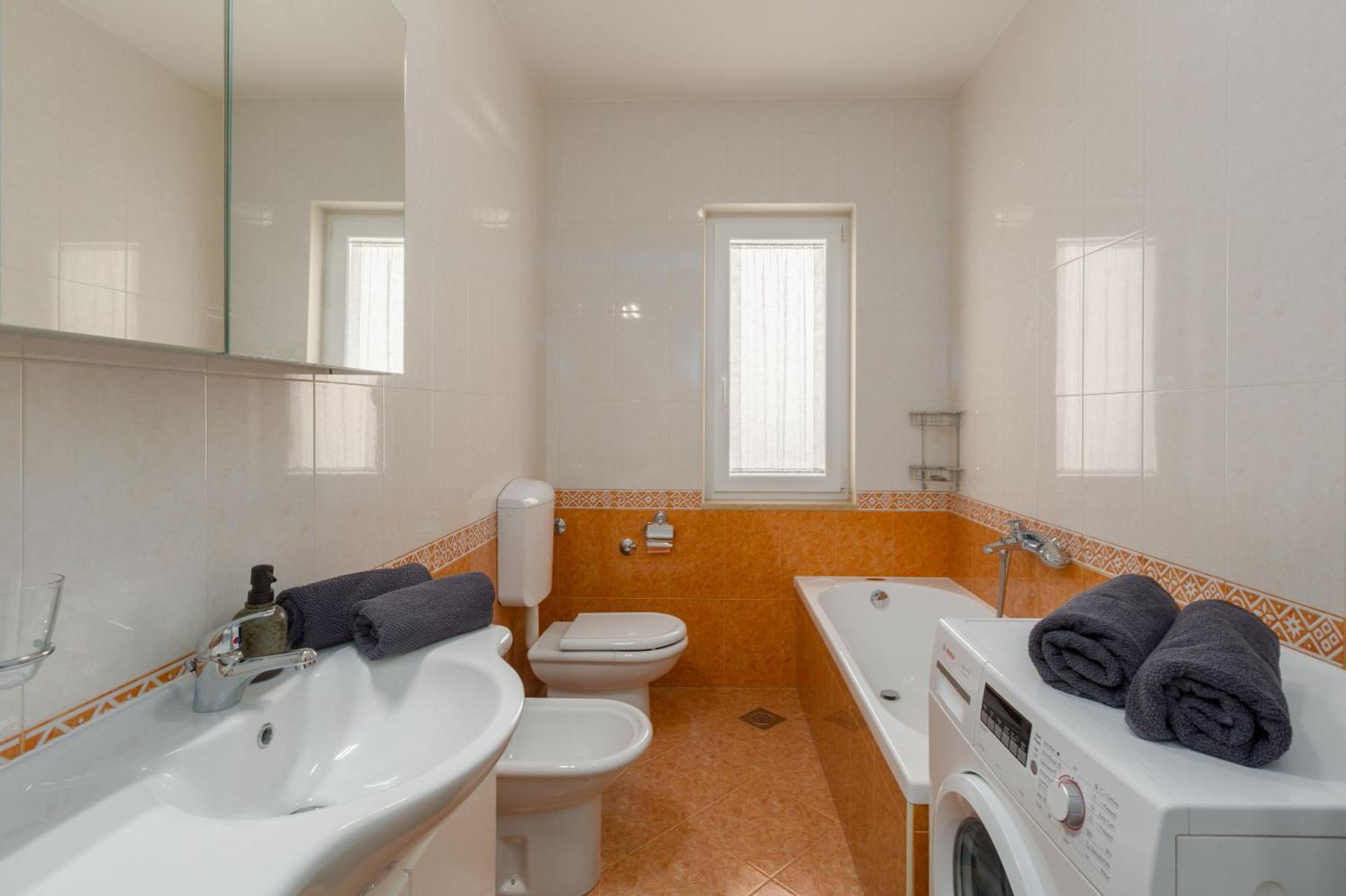 Modernes, Klimatisiertes Oleander Apartment